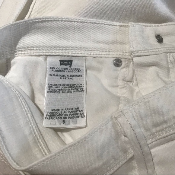 Levi’s White Denim Skirt - Picture 6 of 7